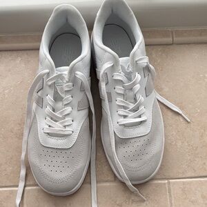 New Balance Women's BB80 Court sneakers